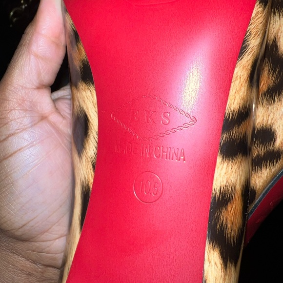 Leopard Pumps w/ Red Bottoms - Vocosi Shoes - Picture 4 of 6